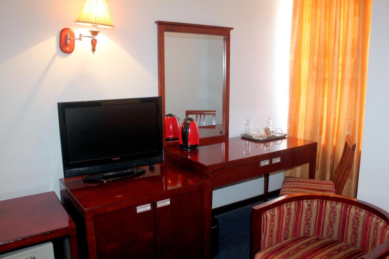 Hotel Grand Μπουχάρα Εξωτερικό φωτογραφία