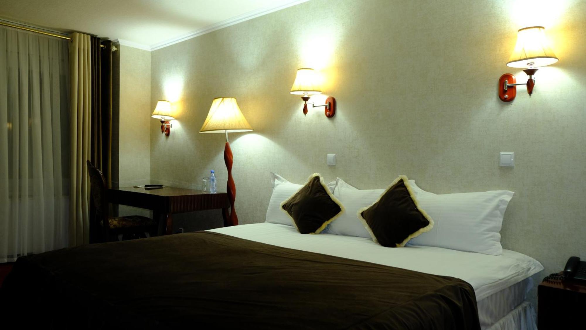 Hotel Grand Μπουχάρα Εξωτερικό φωτογραφία