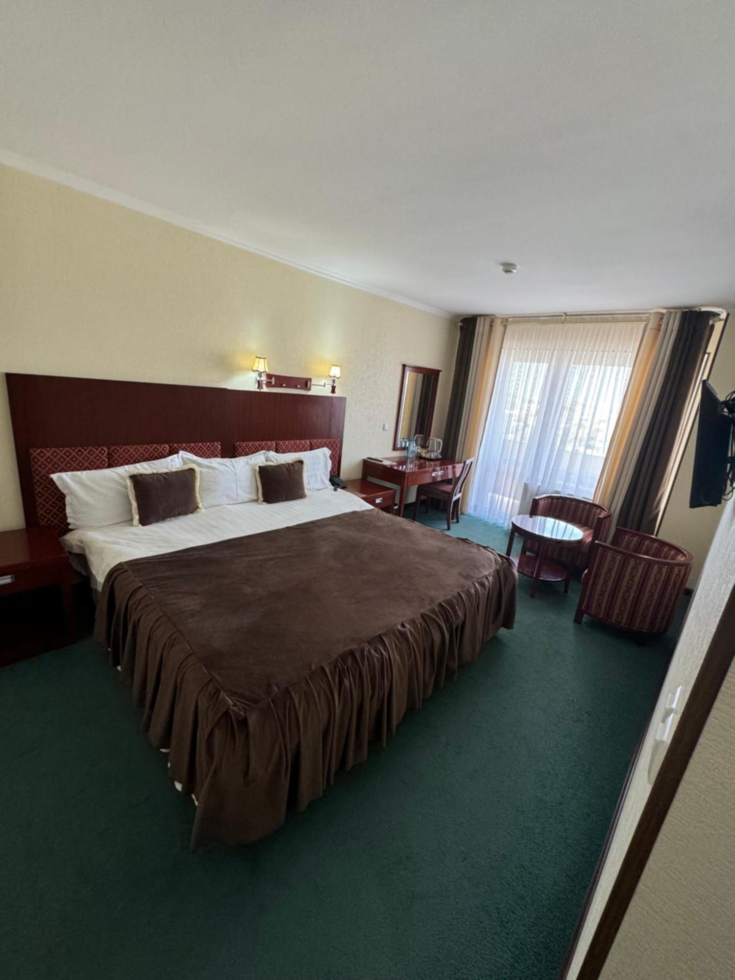 Hotel Grand Μπουχάρα Εξωτερικό φωτογραφία